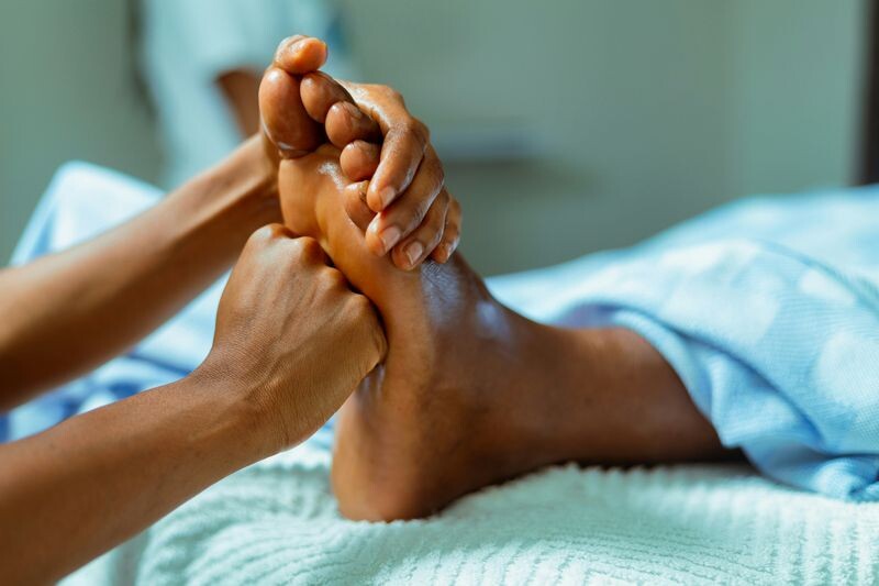 Cómo puede beneficiarte un masaje tailandés